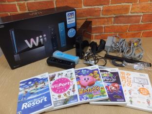 任天堂 Wii 本体 ソフトセット Wiiリモコンプラス 2個 ヌンチャク2個