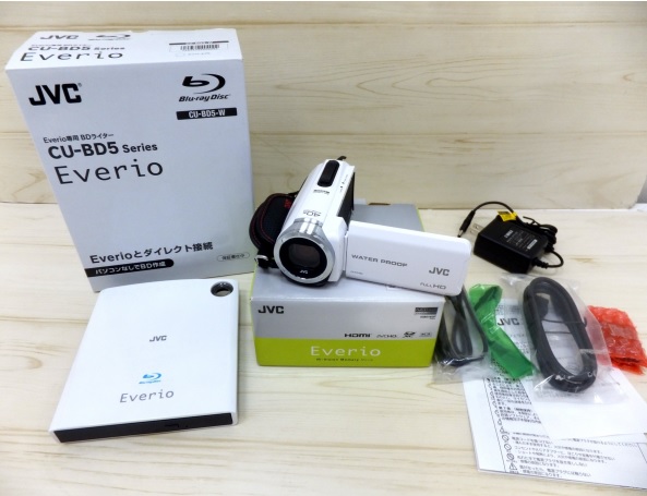 JVC Everio ビデオカメラ GZ-B800 ホワイト/ハイビジョン エブリオ専用BDライター CU-BD5 Series 買い取りいたしました リサイクルトレード | リサイクル